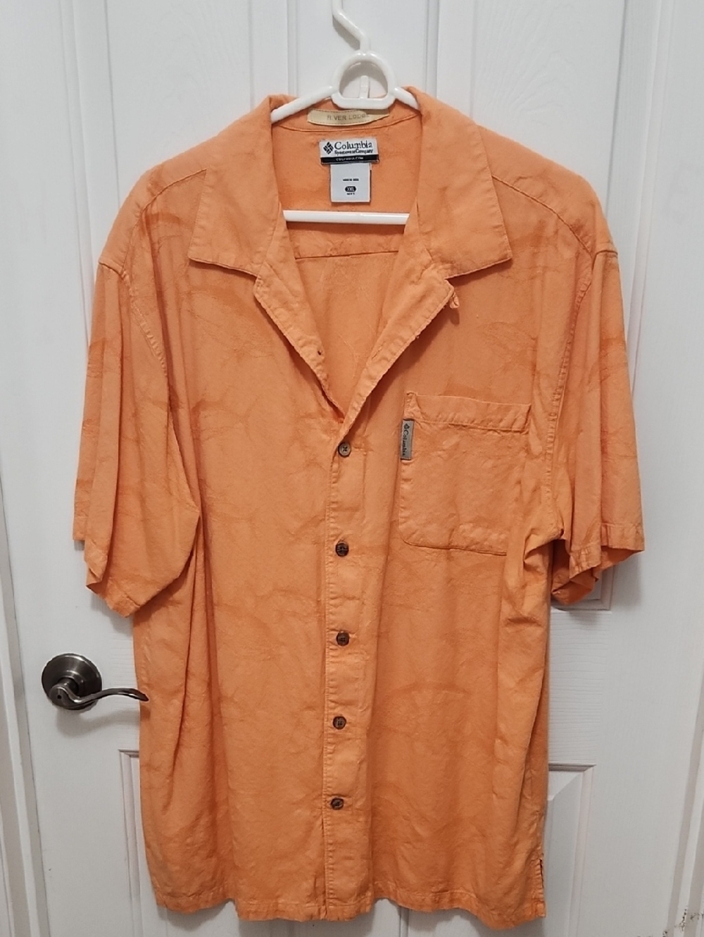 Columbia Men's Orange Short-Sleeve Button-Down Shirt